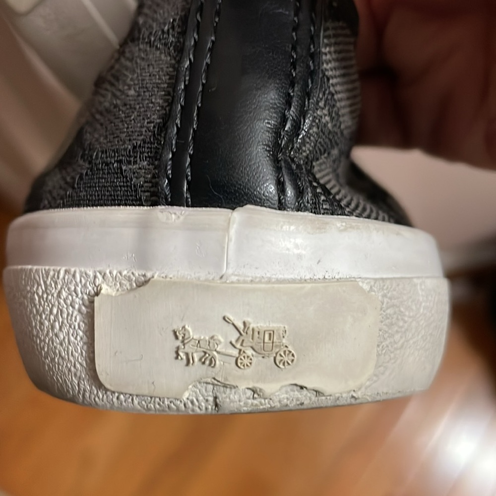 Coach Black and White Low-Top Sneakers with Retro Design - Picture 9 of 9